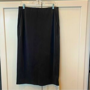 Lululemon softstreme midi skirt size 10